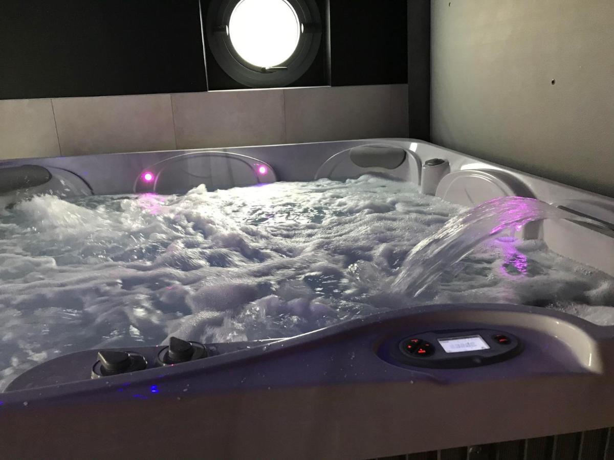 Gite Spa Sauna Piscine Aubin-Saint-Vaast Dış mekan fotoğraf